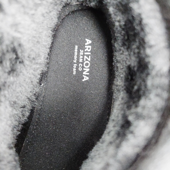 Arizona Women's Memory Foam Flat Heel Winter Boots - Picture 5 of 6